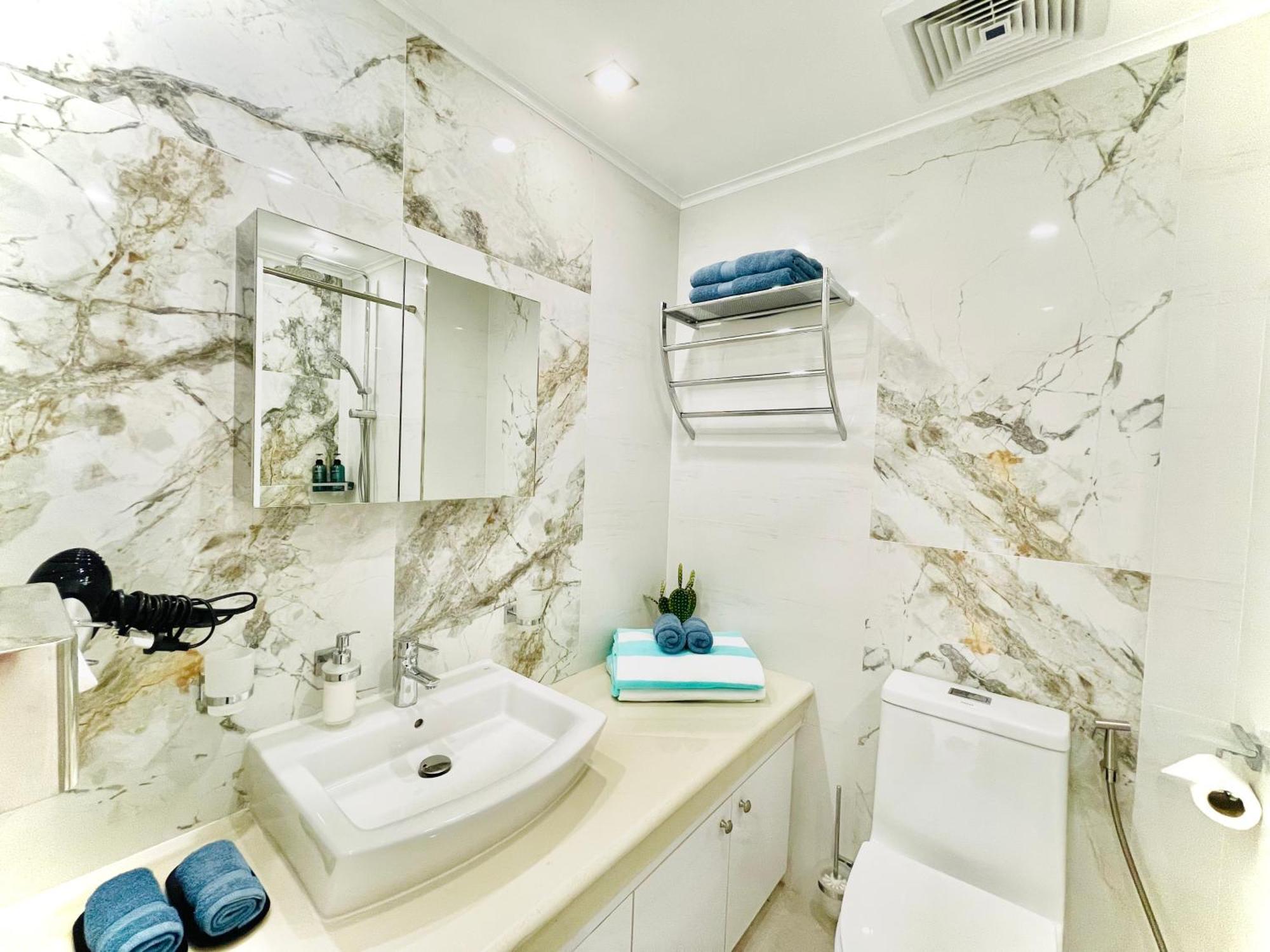 Sophisticated Oceanview Studio In La Mirada Appartement Lapu-Lapu City Buitenkant foto